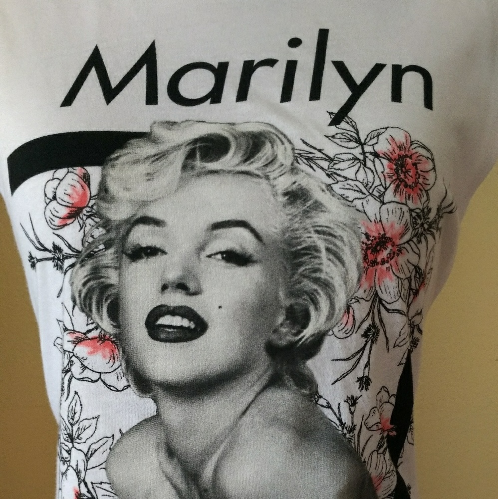 ※NEW※ MARILYN MONROE QUOTE SLEEVELESS TOP -SIZE: L - Picture 4 of 8